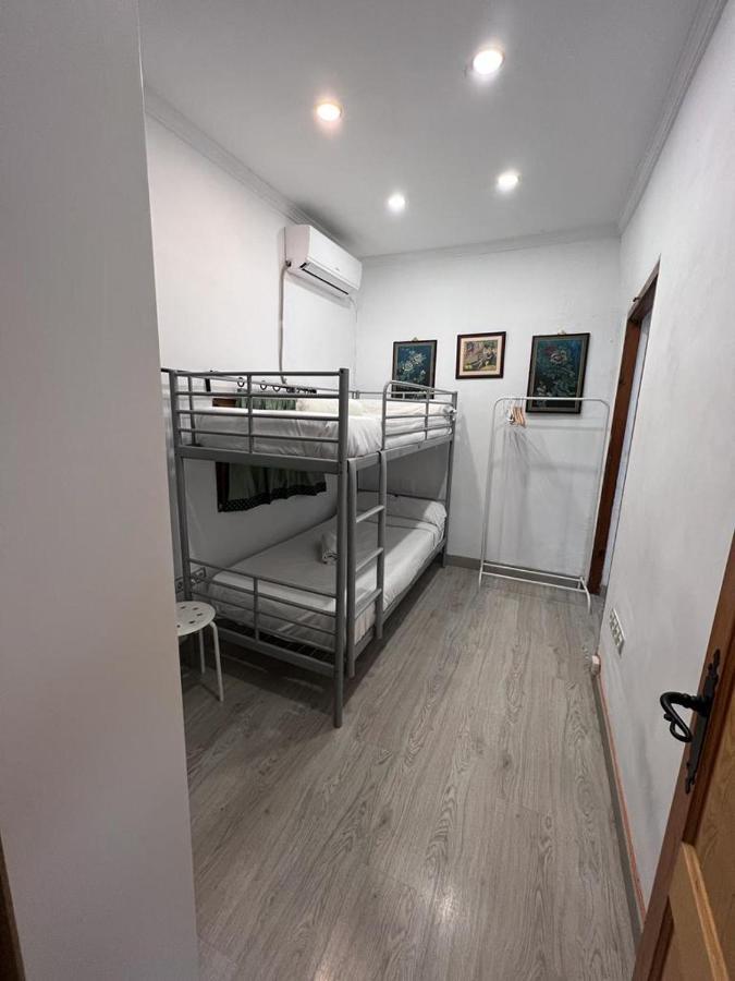 Bbtk Hostel Malaga Luaran gambar