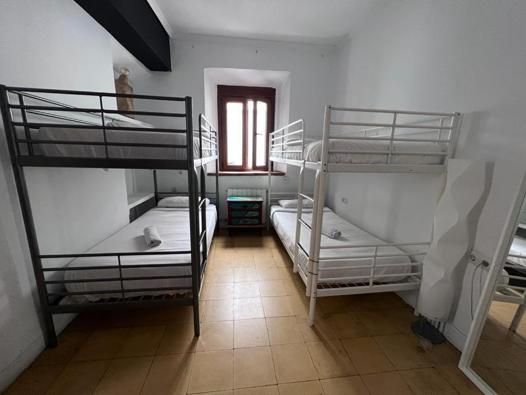 Bbtk Hostel Malaga Luaran gambar